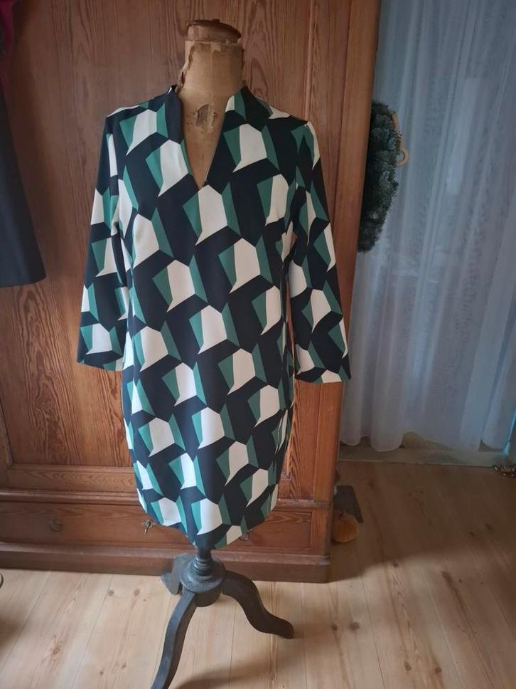 Mooie stijlvol kleedje, Kleding | Dames, Jurken, Zo goed als nieuw, Ophalen of Verzenden