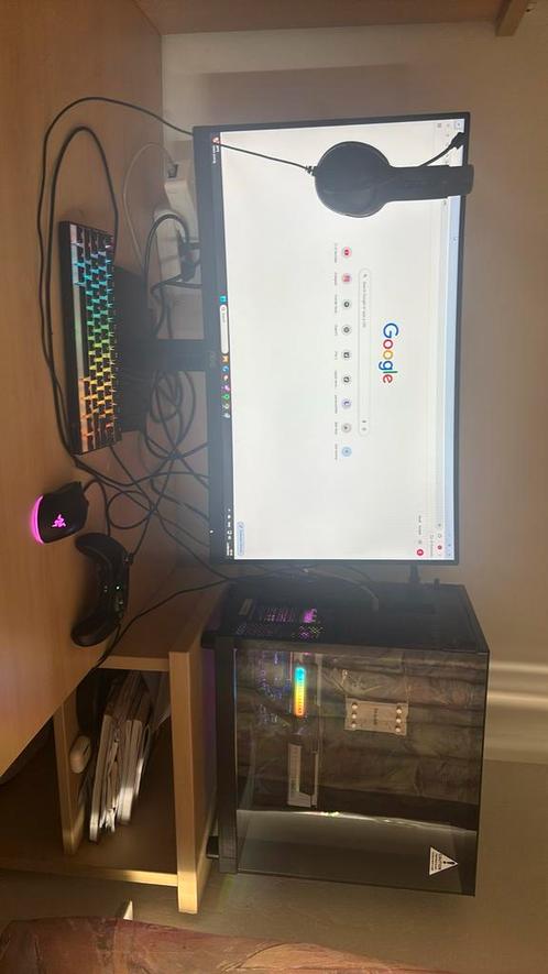 Gaming setup MOET WEG!!, Games en Spelcomputers, Games | Pc, Zo goed als nieuw, Ophalen of Verzenden