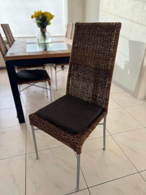 6 oerdegelijke rieten stoelen met stalen onderstel, Huis en Inrichting, Stoelen, Zo goed als nieuw, Vijf, Zes of meer stoelen