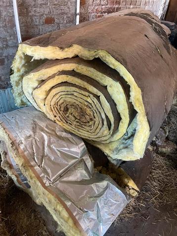 Glaswol voor schuur of tuinhuis te isoleren beschikbaar voor biedingen