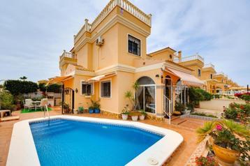 Mediterrane vrijstaande villa met een privé zwembad  Algorfa beschikbaar voor biedingen