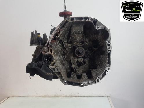 VERSNELLINGSBAK SCHAKEL Clio II Societe (SB) (|7701723282|), Auto-onderdelen, Transmissie en Toebehoren, Renault, Gebruikt