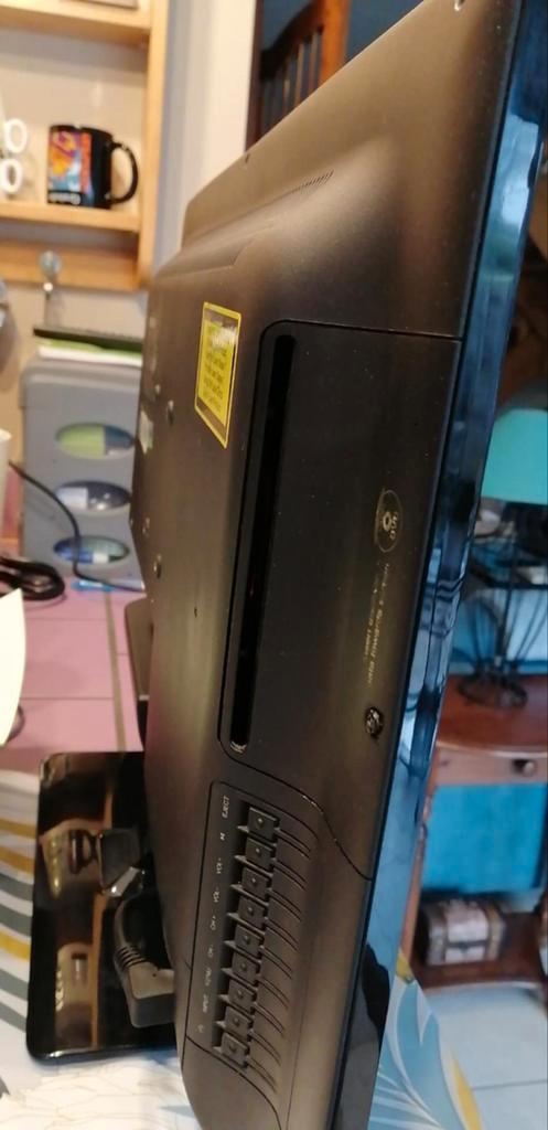 TV met geïntegreerde dvd-speler + 935 dvd, Audio, Tv en Foto, DVD spelers, Dvd-speler, Ophalen