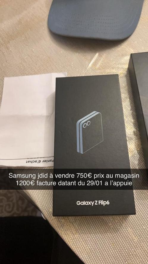 Samsung Z Flip6, Telecommunicatie, Mobiele telefoons | Samsung, Nieuw, Overige modellen, Android OS, 10 megapixel of meer, Zilver