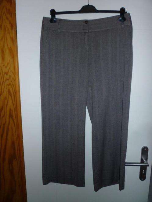 Bruine broek met brede pijpen E5 Mode maat 44, Kleding | Dames, Broeken en Pantalons, Zo goed als nieuw, Maat 42/44 (L), Bruin