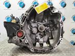 DACIA SANDERO 1.5 LAUREATE [TRANS_GEARBOX] 2010, Ophalen of Verzenden, Gebruikt, Stiba lid