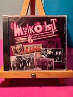 Muzikoilsjt volume 8 - corum alostum imperiale/ nieuw, Cd's en Dvd's, Cd's | Humor en Cabaret, Verzenden