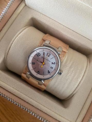 Louis Vuitton tambour modelhorloge beschikbaar voor biedingen