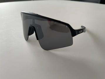 Oakley sutro lite sweep beschikbaar voor biedingen