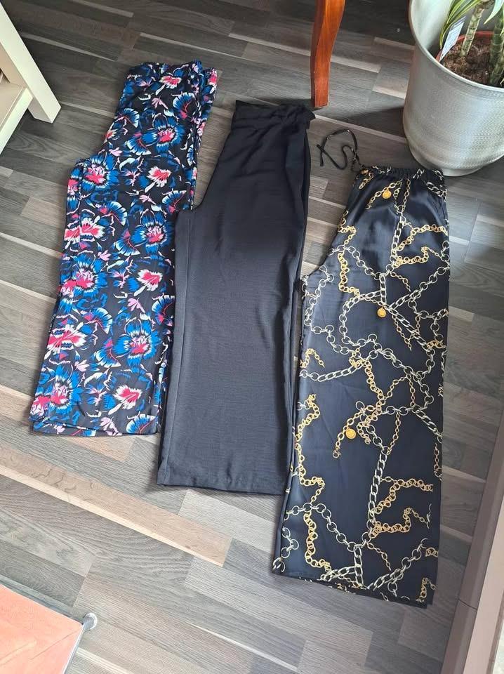Losse wijde broek, 42 en XL, Cassis, Mng e.a., Kleding | Dames, Broeken en Pantalons, Zo goed als nieuw, Maat 42/44 (L), Lang