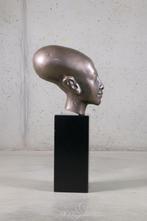 Bronzen beeld egyptische stijl, Enlèvement