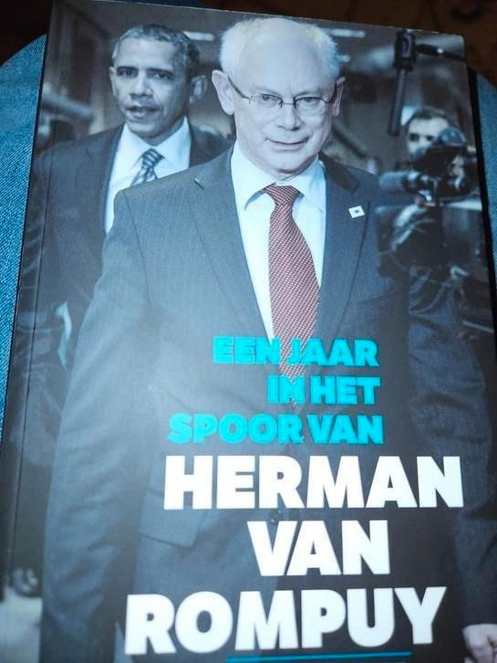 Bart Aerts - In het spoor van Herman Van Rompuy, Livres, Politique & Société, Comme neuf, Enlèvement ou Envoi