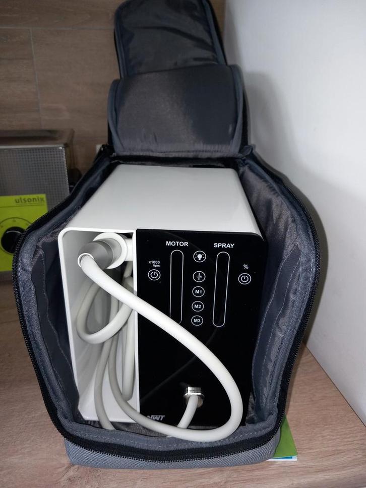 Master Mobile spray PDL40 (met led in hanstuk), Handtassen en Accessoires, Uiterlijk | Lichaamsverzorging, Zo goed als nieuw, Ophalen