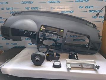 Airbag set + dashboard van een Volkswagen Transporter beschikbaar voor biedingen