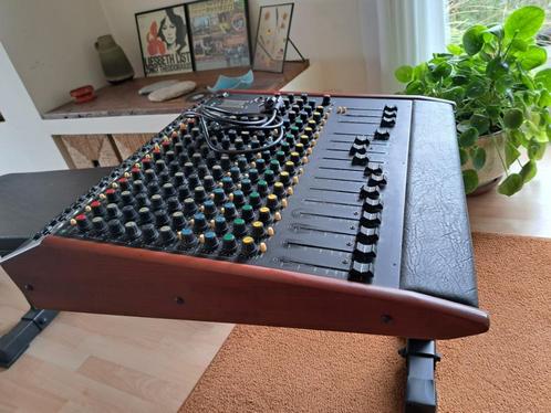 mengpaneel  12 kanalen met phantom- komt iemand hem halen, Muziek en Instrumenten, Mengpanelen, Ophalen