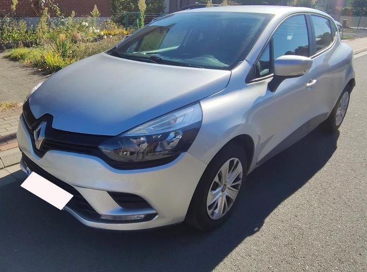 Renault Clio, Auto's, Renault, Particulier, Clio, Airbags, Isofix, Metaalkleur, Radio, Benzine, Euro 6, Overige carrosserie, 5 deurs