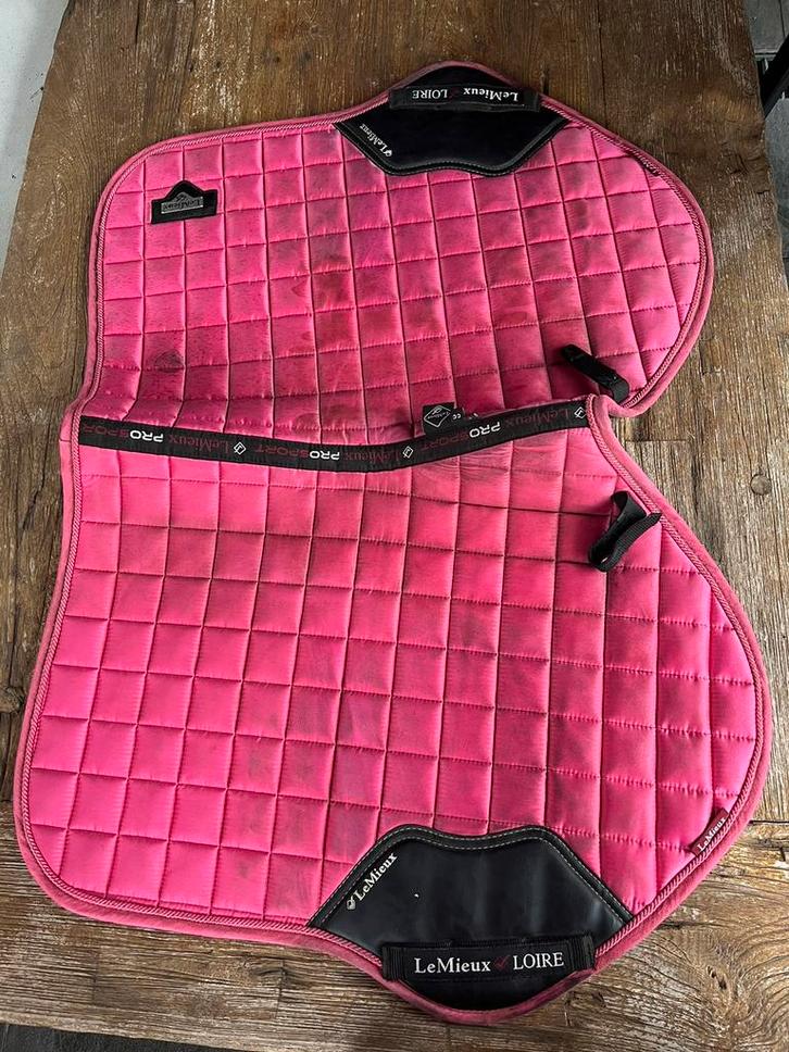 Dekjes: cob, full en large, Animaux & Accessoires, Chevaux & Poneys | Couvertures & Couvre-reins, Utilisé, Couverture, Couverture