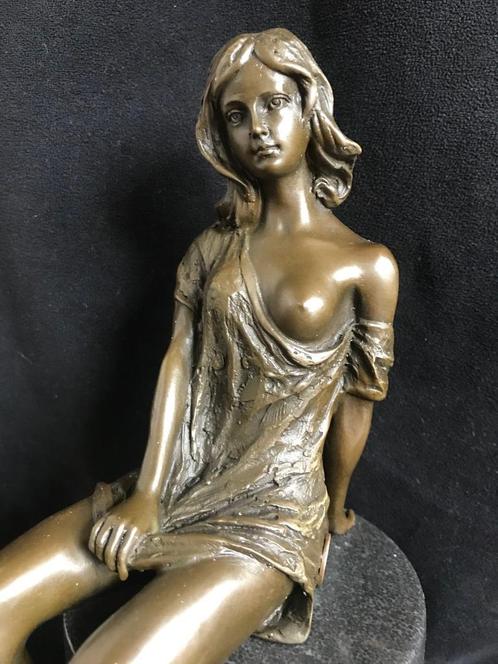 Bronzen sensuele halfnaakte dame, J.Patoue zuiver mooi brons, Antiek en Kunst, Kunst | Beelden en Houtsnijwerken, Ophalen of Verzenden