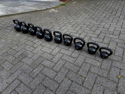 Kettlebells Set met Rubberen Coating 4 t/m 32kg, Sport en Fitness, Fitnessmaterialen, Gebruikt, Kettlebell, Ophalen