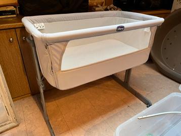 Co-sleeper Chicco beschikbaar voor biedingen