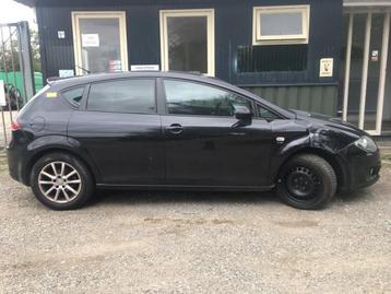 Portier 4Deurs rechts-voor van een Seat Leon (LC9X) beschikbaar voor biedingen