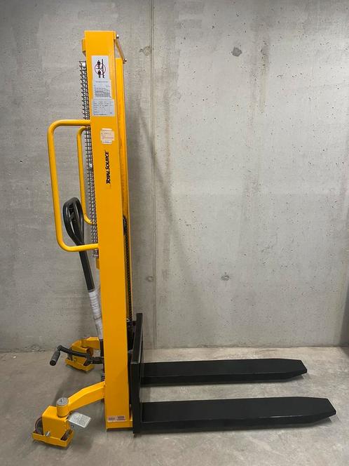 Manuele Stapelaar 1000kg (160cm) zo goed als nieuw, Doe-het-zelf en Bouw, Palletwagens en Pompwagens, Zo goed als nieuw, Ophalen