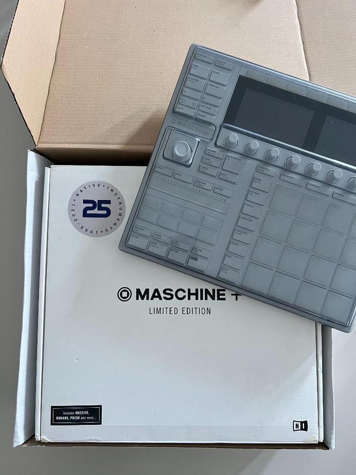 Maschine plus + Native Instruments White Limited edition, Muziek en Instrumenten, Synthesizers, Zo goed als nieuw, Overige merken