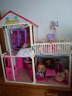 Barbiehuis, popjes en toebehoren, Kinderen en Baby's, Speelgoed | Poppenhuizen, Ophalen, Zo goed als nieuw