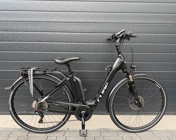 Prachtige Cube Touring | Bosch Middenmotor | 400WH | 50CM beschikbaar voor biedingen