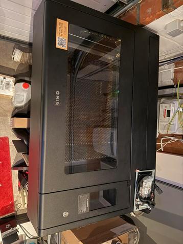 Flux Beambox Pro Laser cutter met Flux Rotary 2.0 beschikbaar voor biedingen
