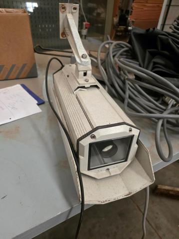 veiligheidscamera beschikbaar voor biedingen