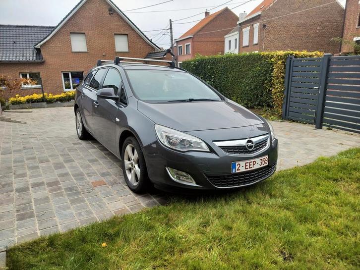 Opel Astra J Break Sport Tourer, Auto's, Opel, Astra, ABS, Airbags, Airconditioning, Centrale vergrendeling, Cruise Control, Dakrails