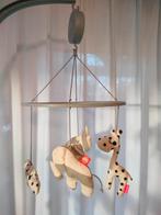 Done by deer muziek mobiel, Ophalen, Spiegel