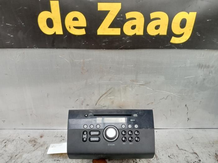 Radio van een Suzuki Swift, Auto-onderdelen, Elektronica en Kabels, Suzuki, Gebruikt, 3 maanden garantie, Ophalen of Verzenden