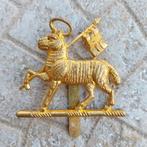 West surrey regiment royal queens regiment wo2 Cap badge, Ophalen of Verzenden