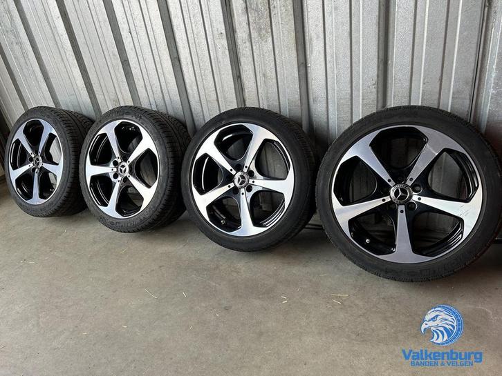 Originele Mercedes C klasse W205 18 inch breedset zwarte vel, Auto-onderdelen, Banden en Velgen, Banden en Velgen, Winterbanden