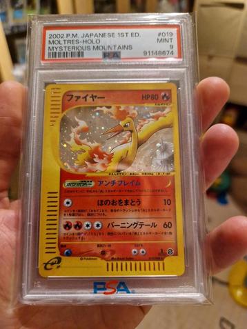 Pokémon moltres holo 1st edition mysterious mountains psa 9, Enlèvement ou Envoi, Comme neuf