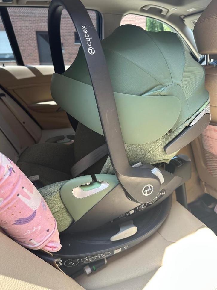Cloud T i-Size autostoel + T Base, Kinderen en Baby's, Autostoeltjes, Zo goed als nieuw, Overige merken, 0 t/m 13 kg, Isofix, Verstelbare rugleuning