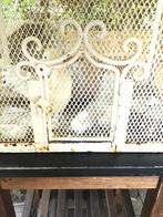 Deux anciennes cages à oiseaux en fer en état d'usage, Antiquités & Art, Enlèvement