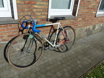 Vélo de course vintage Sarah Sport - très bon état 