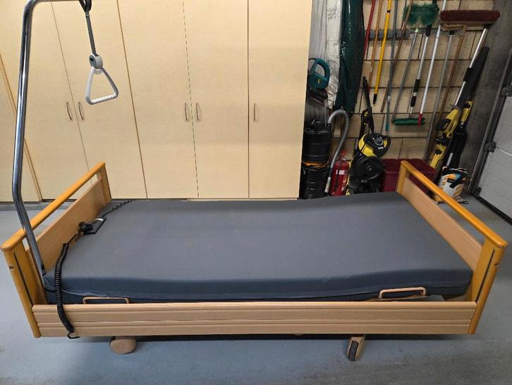 Ziekenhuisbed Stiegelmeyer, Diversen, Verpleegmiddelen, Zo goed als nieuw, Ophalen