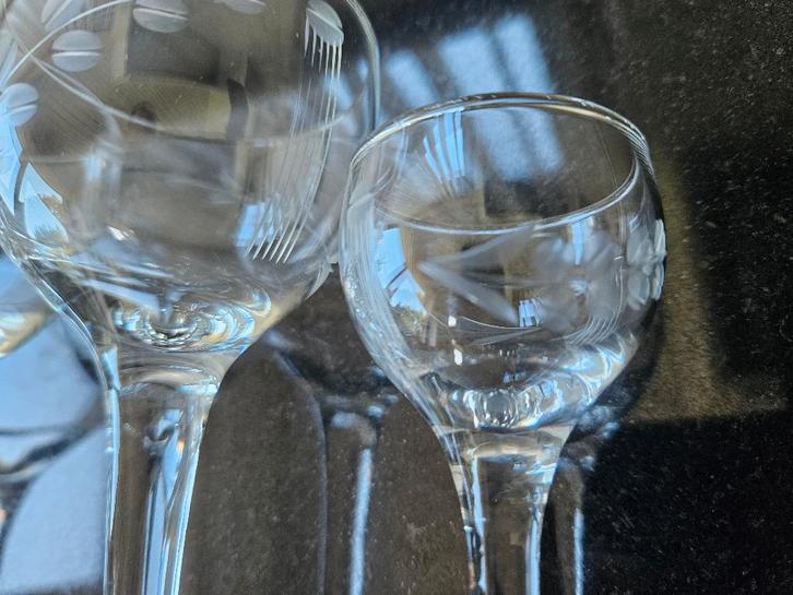 Antieke Wijnglazen handgeslepen, Antiquités & Art, Antiquités | Verre & Cristal, Enlèvement