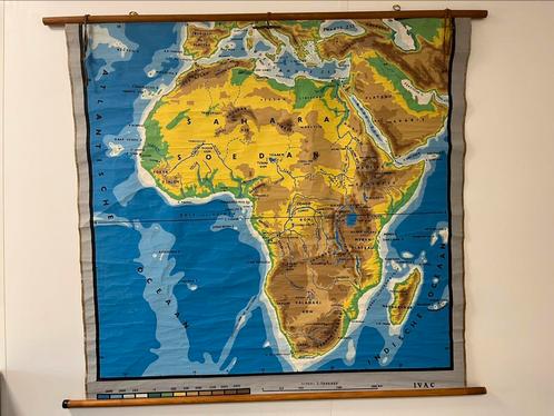 Vintage schoolwandkaart — Afrika — IVAC, Antiek en Kunst, Antiek | Schoolplaten, Ophalen of Verzenden