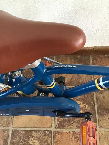 Licht in gewicht ,, 16 inch ‘’ beschikbaar voor biedingen