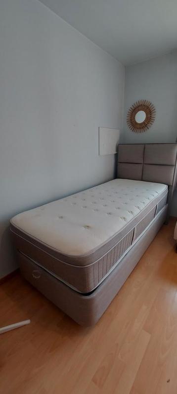 Eenpersoons boxspring  , Eenpersoonsbed, Enlèvement, Comme neuf, Une personne