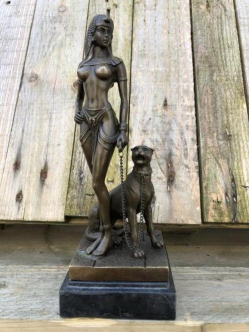 Cleopetra , bronzen beeld van Cleopatra , panter, Antiquités & Art, Art | Sculptures & Bois, Enlèvement ou Envoi
