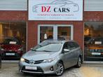 TOYOTA AURIS HYBRID 1.8I 99PK |NAVI | CAMERA | KEY LESS |, Auto's, Toyota, Euro 5, Zwart, Leder en Stof, Bedrijf