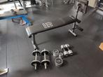 banc modulable + arm curl + 2 paires d'altères, Enlèvement, Comme neuf, Bras, Autres types