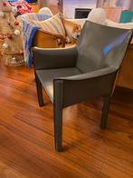 1 fauteuil Cassina Cab 413, Maison & Meubles, Chaises, Enlèvement, Utilisé, Gris, Cuir