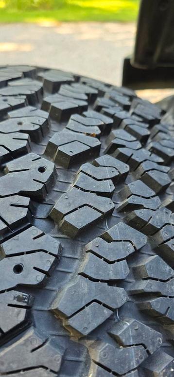 General Grabber AT2 265/75R16 nieuw beschikbaar voor biedingen